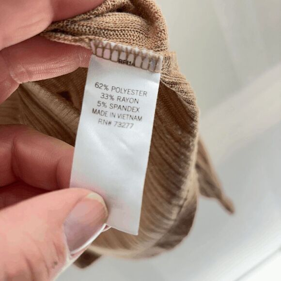 SO Woman's Size XS Button Up Sweater in Tannery Peach - Picture 4 of 5